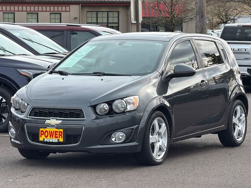 Used 2016 Chevrolet Sonic LT image 8