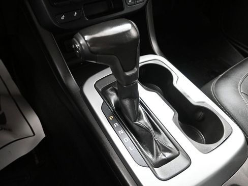 Used 2019 Chevrolet Colorado ZR2 image 25