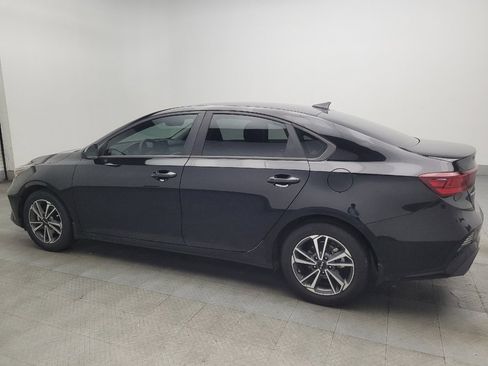 Used 2023 Kia Forte LXS image 3