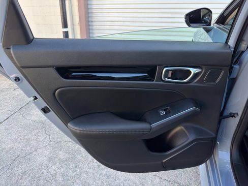 Used 2024 Honda Civic Touring image 43