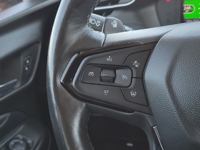 Used 2022 Chevrolet Bolt EUV Premier w/ Sun & Sound Package FWD image 22
