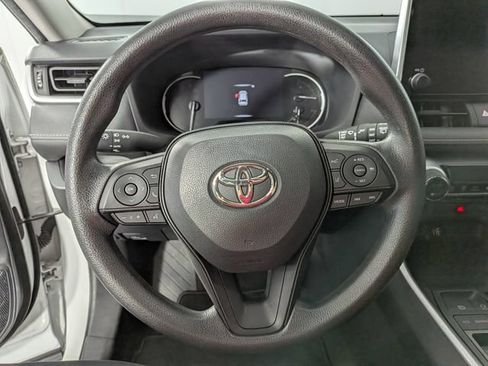Used 2024 Toyota RAV4 XLE FWD image 16