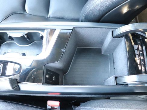 Used 2016 Volvo XC90 T6 Momentum image 42