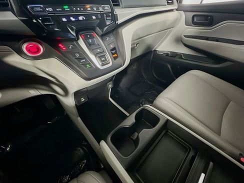 Used 2024 Honda Odyssey EX-L image 24