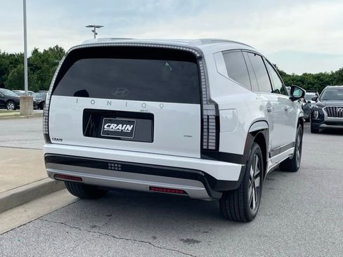 New 2026 Hyundai Ioniq 9 SEL image 7