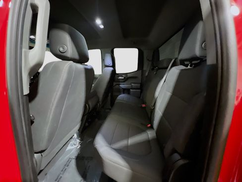 Used 2022 Chevrolet Silverado 1500 Custom w/ Safety Confidence Package RWD image 16