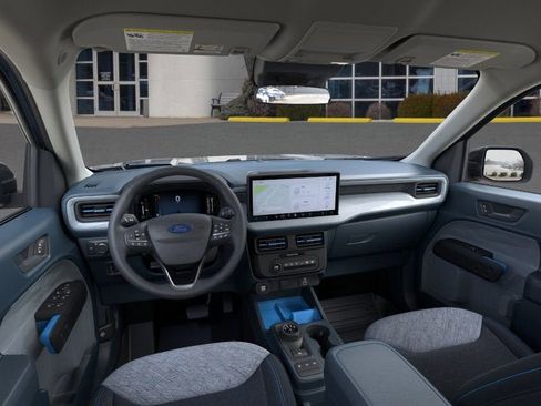 New 2025 Ford Maverick XLT w/ XLT Luxury Package image 9