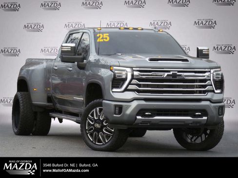 Used 2025 Chevrolet Silverado 3500 High Country w/ High Country Premium Package image 1