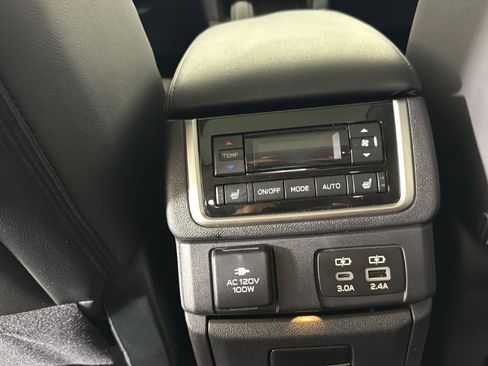 Certified 2026 Subaru Ascent Touring AWD/4WD image 22