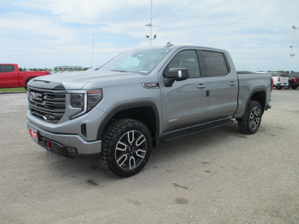 New 2026 GMC Sierra 1500 AT4 w/ AT4 Premium Package AWD/4WD image 12