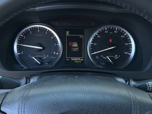 Used 2018 Toyota Highlander Limited FWD image 13