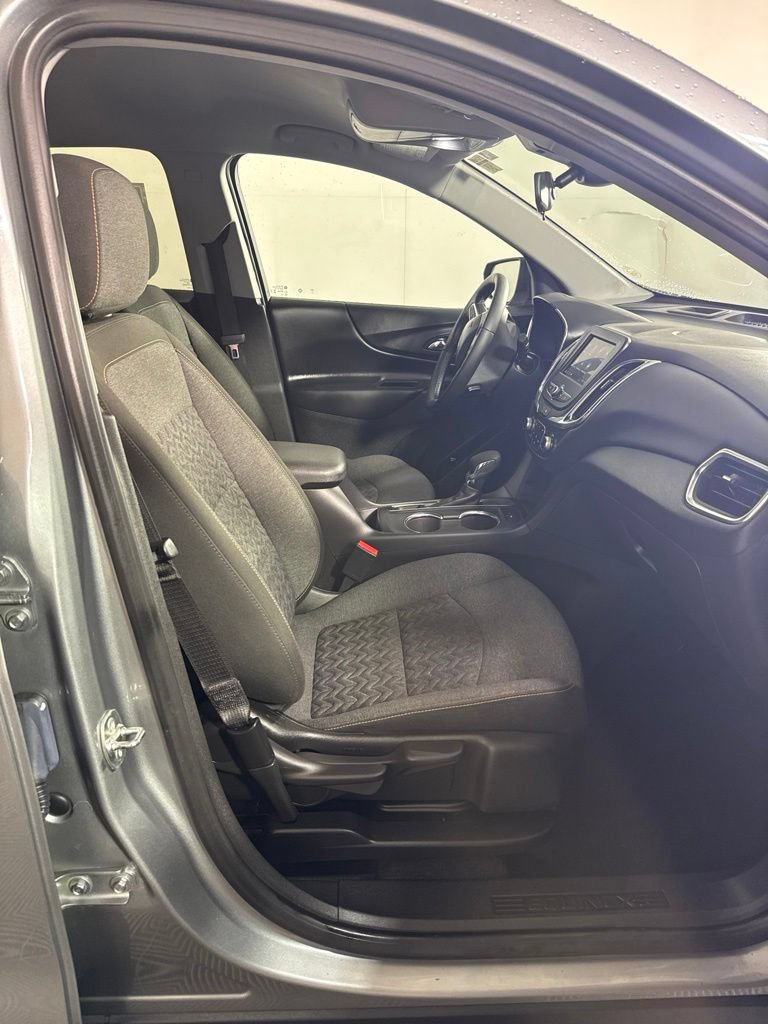 Used 2024 Chevrolet Equinox LT FWD image 15