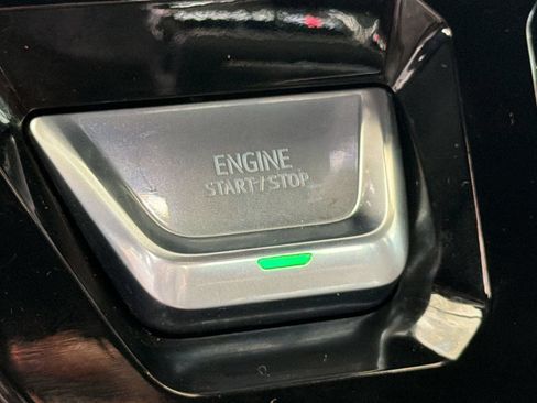 Certified 2025 GMC Sierra 1500 Denali Ultimate AWD/4WD image 27