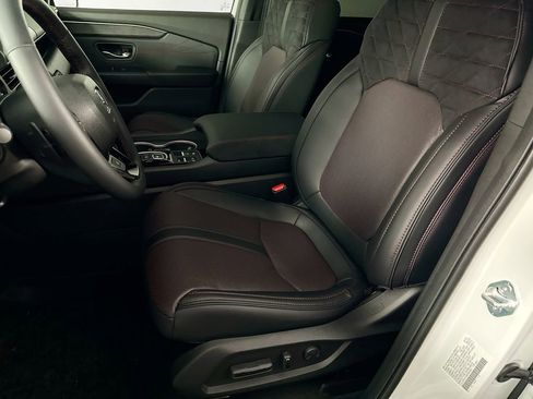 New 2026 Honda Pilot Black Edition image 27