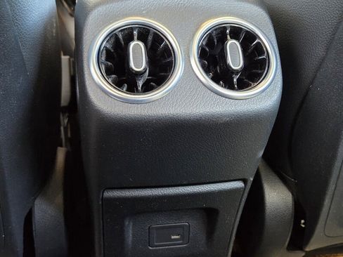 Certified 2021 Mercedes-Benz A 35 AMG 4MATIC image 14