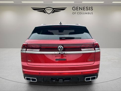 Used 2024 Volkswagen Atlas Cross Sport SEL Premium R-Line image 4