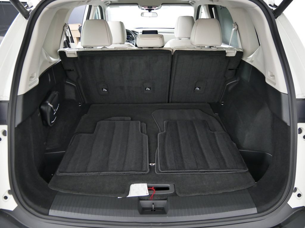 Used 2023 Nissan Rogue SV w/ SV Premium B Package AWD/4WD image 17
