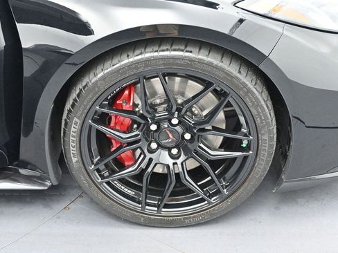 Used 2025 Chevrolet Corvette Z06 RWD image 44
