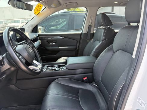 Used 2024 Honda Pilot Elite image 12