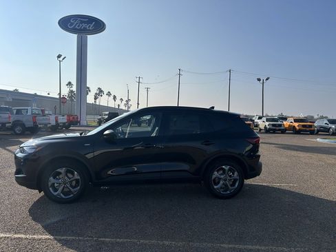 New 2026 Ford Escape ST-Line image 4