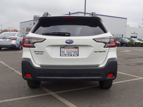 Certified 2025 Subaru Outback Onyx Edition image 6