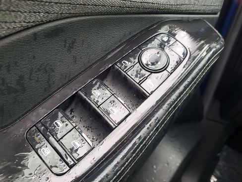 Certified 2023 Nissan Rogue SV image 15