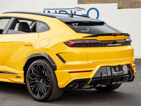Used 2026 Lamborghini Urus SE AWD/4WD image 10