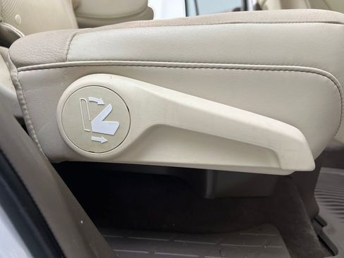 Used 2018 Lexus GX 460 Premium image 19