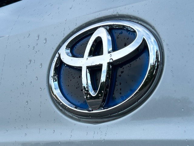 Used 2022 Toyota Highlander LE AWD/4WD image 11