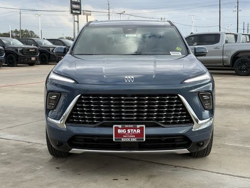 New 2026 Buick Enclave Avenir w/ Super Cruise Package image 8