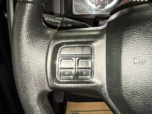 Used 2016 RAM 1500 Express image 22