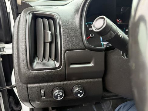 Used 2016 Chevrolet Colorado LT w/ LT Convenience Package image 34