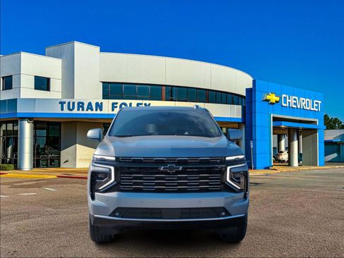 New 2026 Chevrolet Suburban High Country w/ LPO, Illumination Package image 8