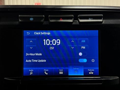 Used 2024 Ford F550 4x4 Crew Cab Super Duty w/ XLT Value Package image 18