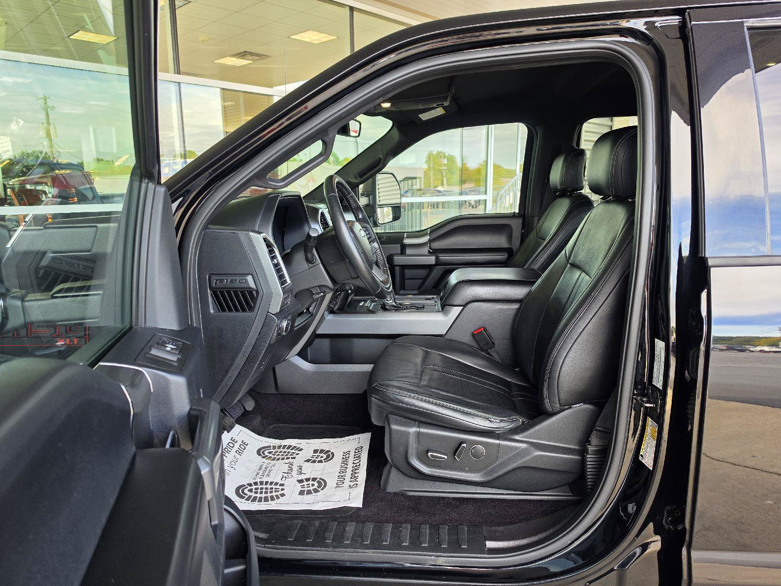 Used 2017 Ford F150 XLT w/ Equipment Group 302A Luxury AWD/4WD image 10