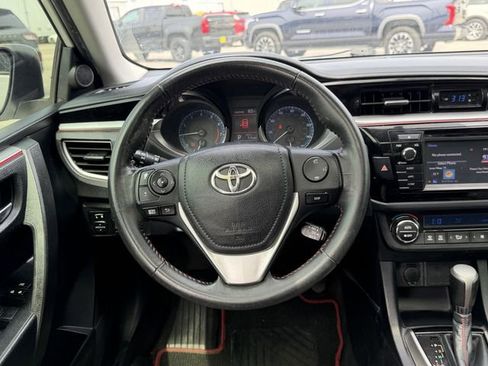 Used 2016 Toyota Corolla S Special Edition FWD image 19