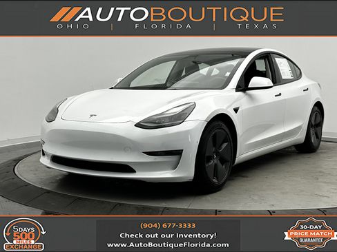 Used 2021 Tesla Model 3 Standard Range Plus image 1