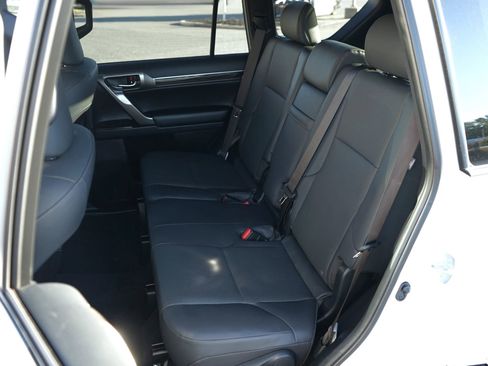 Used 2020 Lexus GX 460 Premium image 38