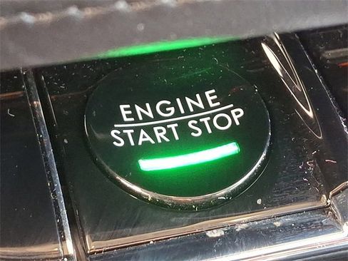 Certified 2023 Lincoln Nautilus Reserve image 24