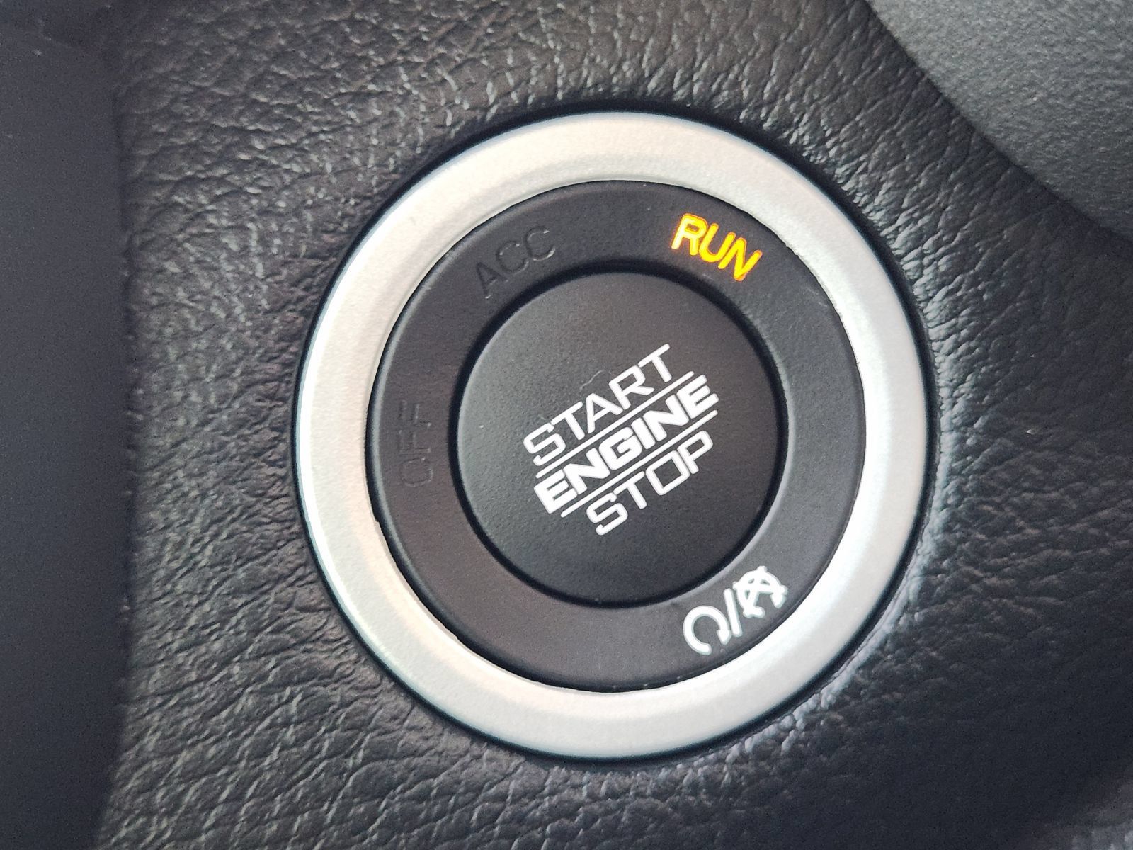 Used 2020 RAM 1500 Laramie w/ Sport Appearance Package AWD/4WD image 22