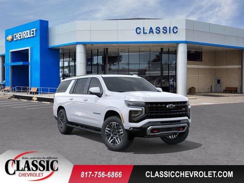New 2026 Chevrolet Suburban Z71 w/ Comfort Package AWD/4WD image 1