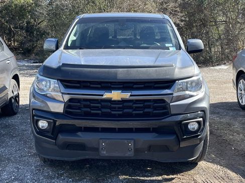 Used 2022 Chevrolet Colorado LT w/ LT Convenience Package image 2