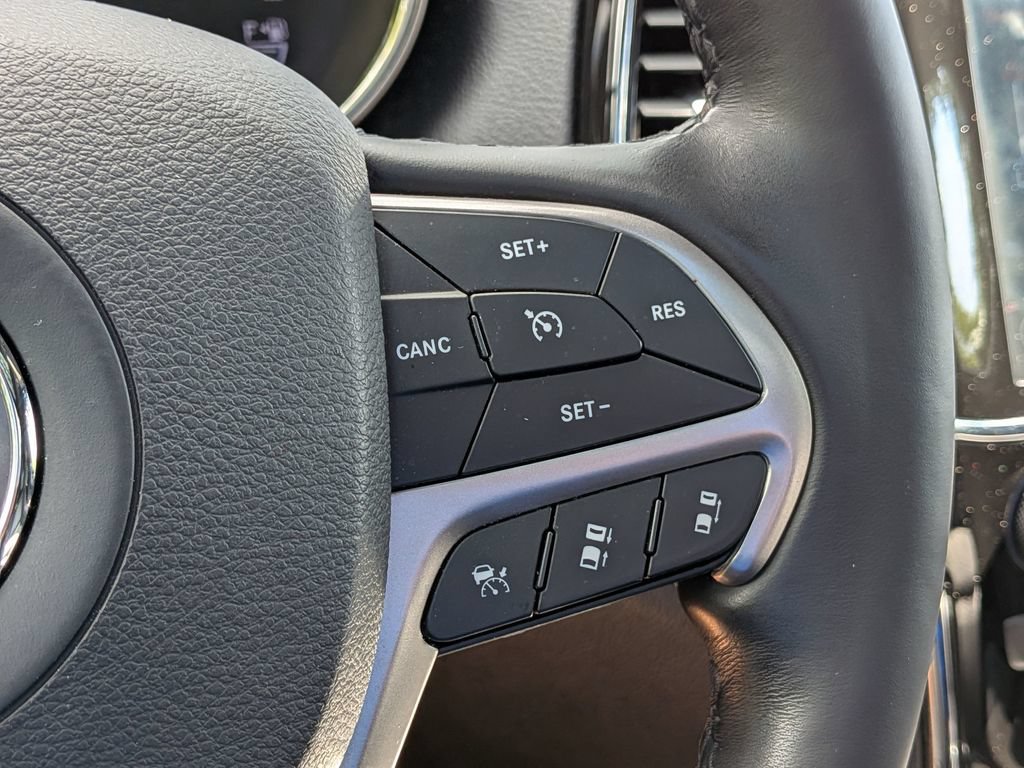 Used 2021 Jeep Grand Cherokee Limited w/ Quick Order Package 28K 80th AWD/4WD image 18