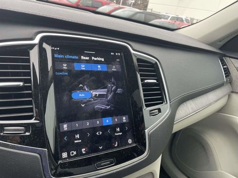 Used 2023 Volvo XC90 B6 Ultimate image 37