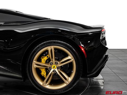 Used 2025 Ferrari 296 GTS RWD image 19