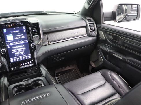 Used 2020 RAM 1500 Limited w/ Black Appearance Package image 21