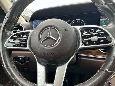 Used 2020 Mercedes-Benz E 350 4MATIC Sedan image 17