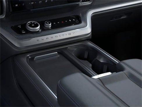 New 2026 Ford Expedition Platinum w/ Stealth Appearance Package image 15