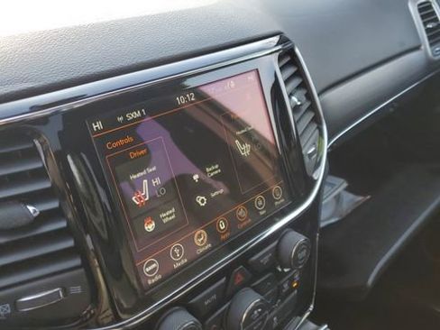 Used 2019 Jeep Grand Cherokee Limited w/ Trailer Tow Group IV image 19