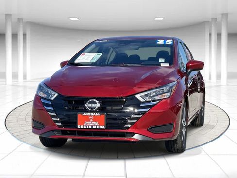 Used 2025 Nissan Versa SV w/ Trunk Package image 6